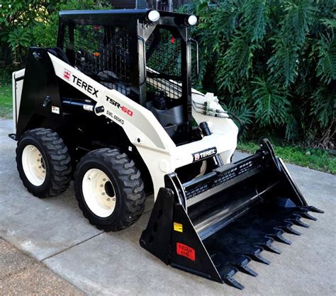 who makes terex skid steer